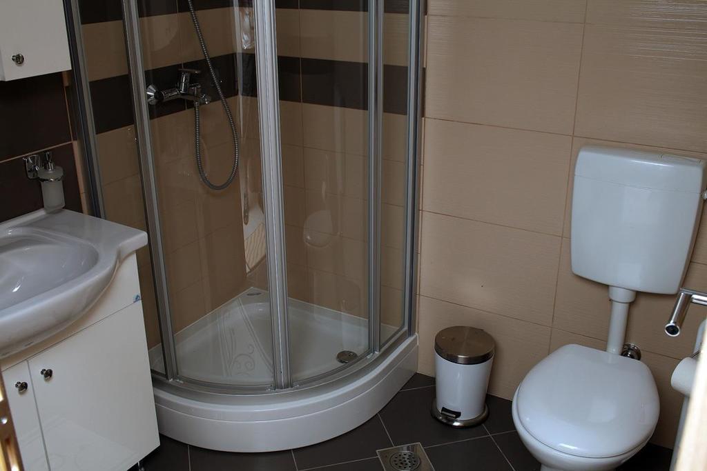 Apartman Mare Maslenica Buitenkant foto